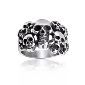 Bague Gothique à Multiples Têtes de Mort en Acier 316L.