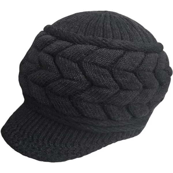 Bonnet Noir Femme en Tricot Torsadé avec Visière.