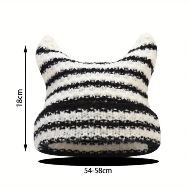 Bonnet Tricoté avec Oreilles de Chat pour Femme (dimensions) Bonnet Tricoté avec Oreilles de Chat pour Femme (dimensions).