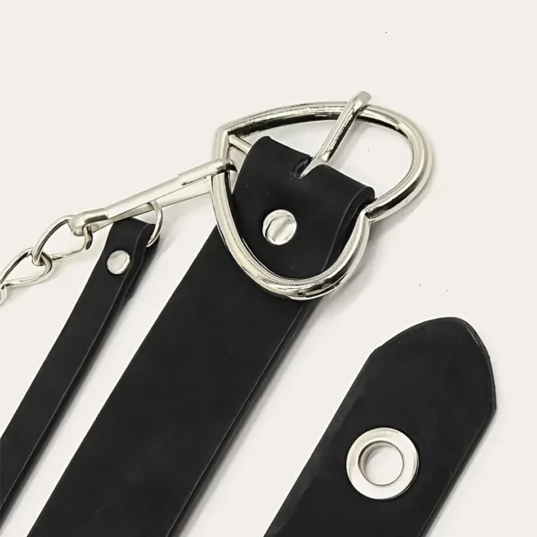 Boucle à Ardillon Métallique en Forme de Cœur Boucle à Ardillon Métallique en Forme de Cœur.