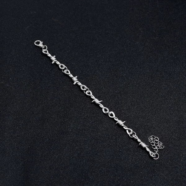 Bracelet 19 + 5 cm en Fil Barbelé Acier Inoxydable Style Punk Bracelet 19 + 5 cm en Fil Barbelé Acier Inoxydable Style Punk.