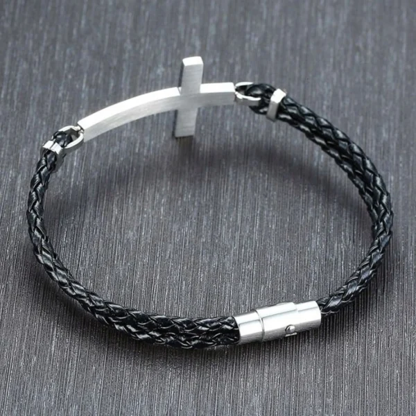 Bracelet Homme Cuir Noir Tressé & Croix Acier Noir d'inspiration Onyx Bracelet Homme Cuir Noir Tressé & Croix Acier Noir d'inspiration Onyx.