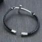 Bracelet Homme Cuir Tressé & Croix Acier Noir Onyx avec Fermoir Magnétique.