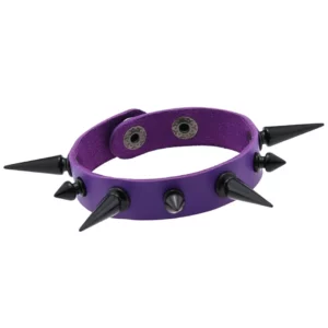 Bracelet Punk Cuir PU Violet à Clous Noirs Asymétriques.