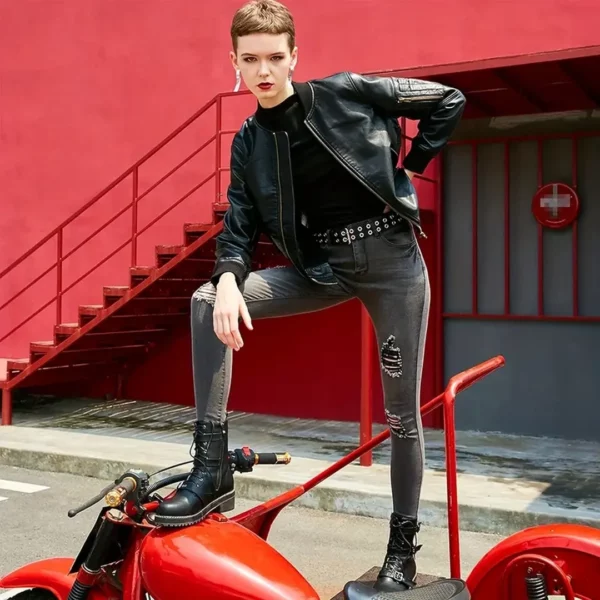 Ceinture Femme Cuir Noir Double Rangée d’Œillets Métalliques Gothique Rock Ceinture Femme Cuir Noir Double Rangée d’Œillets Métalliques Gothique Rock.