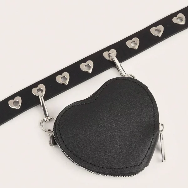 Ceinture Gothique en Cuir Œillets et Sacoche en Forme de Cœur Ceinture Gothique en Cuir Œillets et Sacoche en Forme de Cœur.