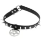 Choker Cuir Noir à Clous et Pentacle Métallique Style Punk Gothique.