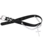 Choker Cuir Noir avec Croix Pendante & Chaînes Métalliques.