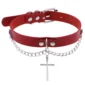 Choker Gothique Cuir Rouge avec Croix & Chaînes.