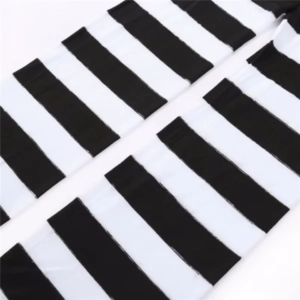 Collants Opaques Rayés Noir & Blanc Chauds Mi-Saison Collants Opaques Rayés Noir & Blanc Chauds Mi-Saison.