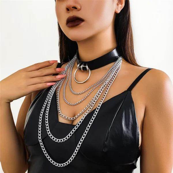 Collier Choker Cuir Noir avec Anneau et Chaînes Dégradées Bondage Sexy.