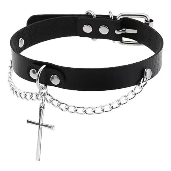 Collier Ras du Cou Gothique Cuir Noir avec Croix Pendante & Chaînes Collier Ras du Cou Gothique Cuir Noir avec Croix Pendante & Chaînes.
