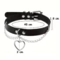 Collier Ras du Cou en Cuir Noir avec Cœur Métallique et Chaînes (dimensions)