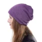 Femme avec Bonnet Tube Convertible Violet Beanie & Snood Multifonction.