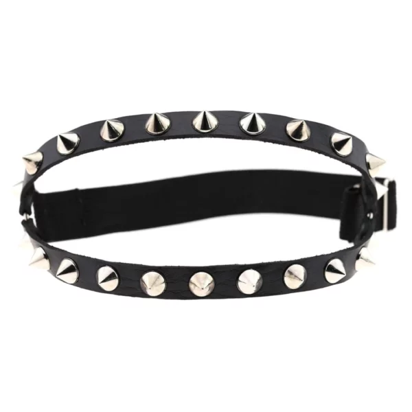 Jarretière Cloutée Noire à Double Lanière en Cuir pour Genou Jarretière Cloutée Noire à Double Lanière en Cuir pour Genou.