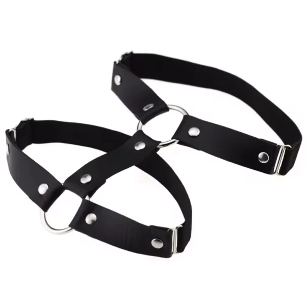 Jarretière Sexy en Cuir Noir avec Double Anneau Métallique Jarretière Sexy en Cuir Noir avec Double Anneau Métallique.