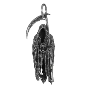 Pendentif Gothique La Faucheuse Tenant un Crâne.
