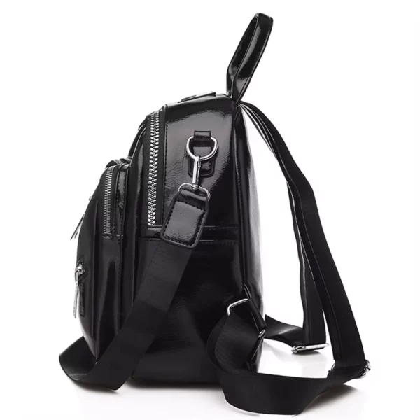 Sac à Dos en Cuir Verni Noir Femme Punk Zips Lames de Rasoir Sac à Dos en Cuir Verni Noir Femme Punk Zips Lames de Rasoir.