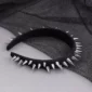 Serre-Tête Clouté en Tissu Noir.