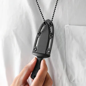Collier Pendentif Tactique Noir Style Punk Industriel.