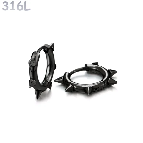 Créoles Cloutées Acier 316L Noir PVD 10 mm - Style Punk Créoles Cloutées Acier 316L Noir PVD 10 mm - Style Punk.