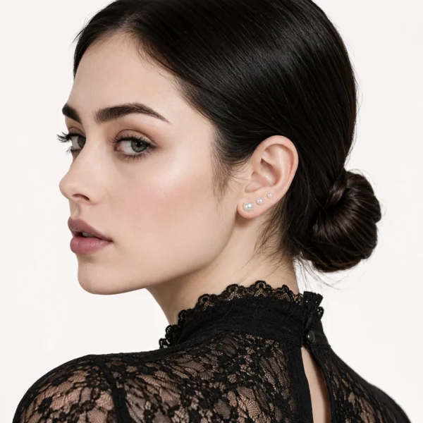 Femme avec Boucles d’Oreilles Perles Blanches Nacrées 6 8 10 mm Femme avec Boucles d’Oreilles Perles Blanches Nacrées 6 8 10 mm
