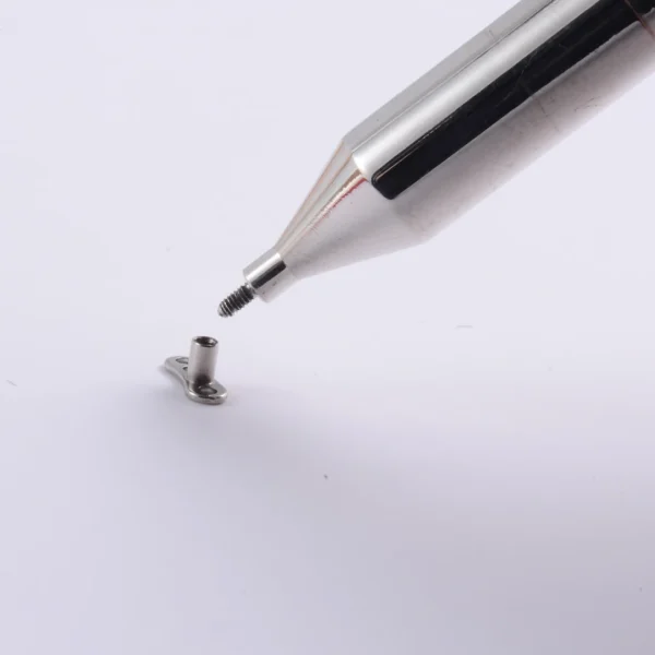 Outil d’Insertion pour Ancre Microdermale Outil d’Insertion pour Ancre Microdermale.