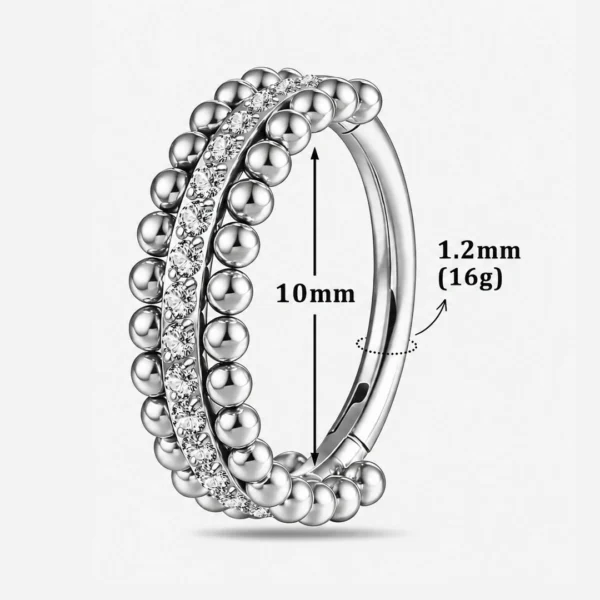 Piercing Clicker 10 mm Double Rang Perlé Titane & Ligne Zirconiums Piercing Clicker 10 mm Double Rang Perlé Titane & Ligne Zirconiums.
