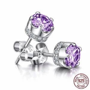 Boucles d’Oreilles Argentées aux Améthystes Violettes.