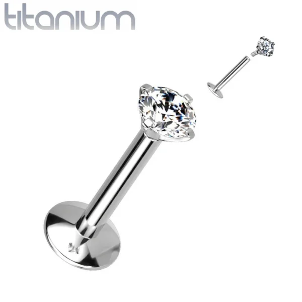 Piercing Labret Titane à Zirconium Griffé Blanc (filetage interne) Piercing Labret Titane à Zirconium Griffé Blanc (filetage interne).