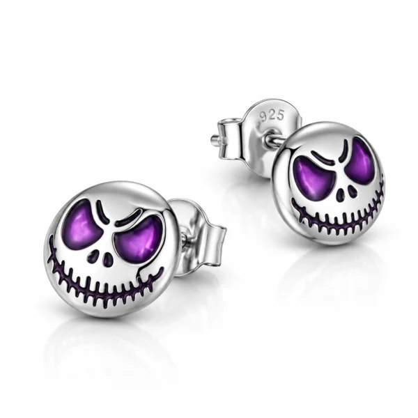 Boucles d’Oreilles Jack Skellington Phosphorescent en Argent 925 Boucles d’Oreilles Jack Skellington Phosphorescent en Argent 925.
