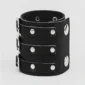 Bracelet Large Cuir Noir avec Boucles à Ardillon et Rivets.