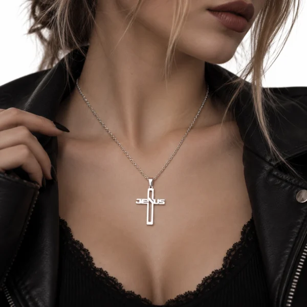 Femme avec Collier Croix JESUS Acier Inoxydable 316L Femme avec Collier Croix JESUS Acier Inoxydable 316L.