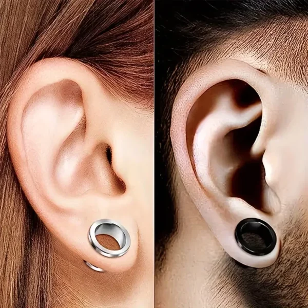 Écarteur Tunnel en Acier Chirurgical à Bague de Fixation Coulissante et Bordure Large (sur lobe) Écarteur Tunnel en Acier Chirurgical à Bague de Fixation Coulissante et Bordure Large (sur lobe).