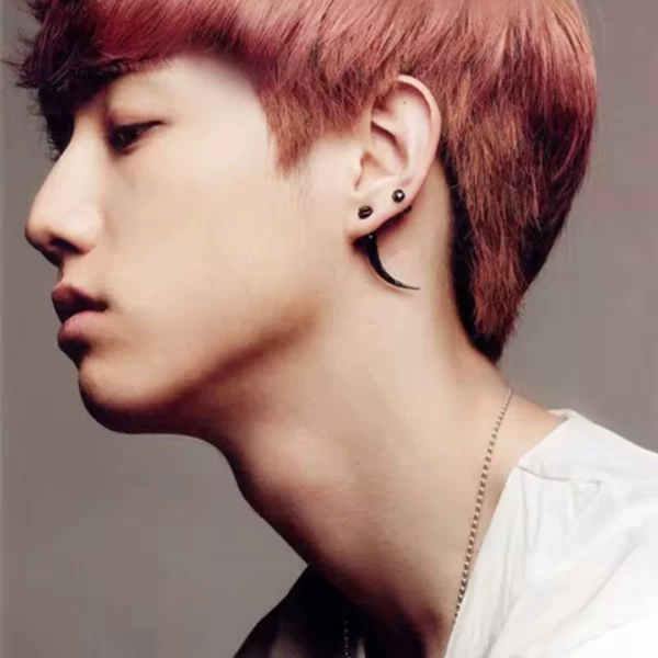 Faux Écarteur Lobe Tapers Griffes en Acier Chirurgical (sur lobe) Faux Écarteur Lobe Tapers Griffes en Acier Chirurgical (sur lobe).