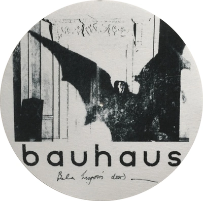 Single Bauhaus Bela Lugosi’s Dead (1979) musique gothique.