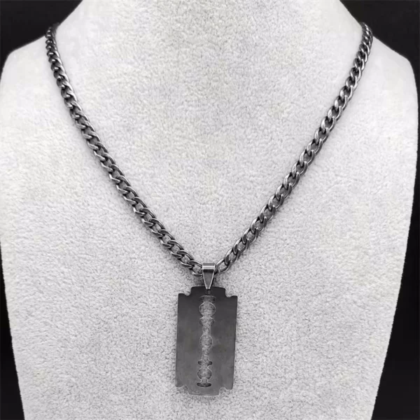 Collier Homme Femme Pendentif Lame de Rasoir en Acier Inoxydable Vieilli.