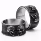 Bague Têtes de Mort Complices Acier Noir Texturé.