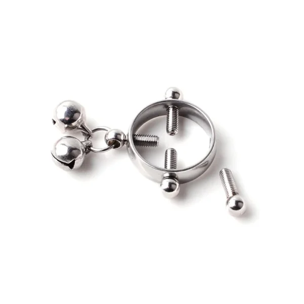 Faux Piercing Téton à 4 Vis de Serrage avec Clochettes Faux Piercing Téton à 4 Vis de Serrage avec Clochettes.