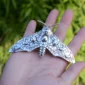 Barrette Papillon de Nuit Lunaire en Acier Inoxydable.
