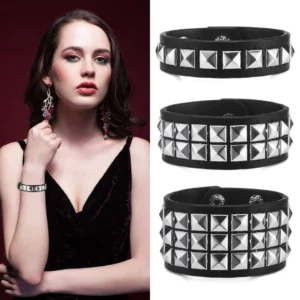 Bracelet Cuir Noir avec Rivets Punk Pyramide.