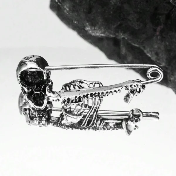 Épingle à Nourrice Tête de Mort Épingle à Nourrice Tête de Mort.