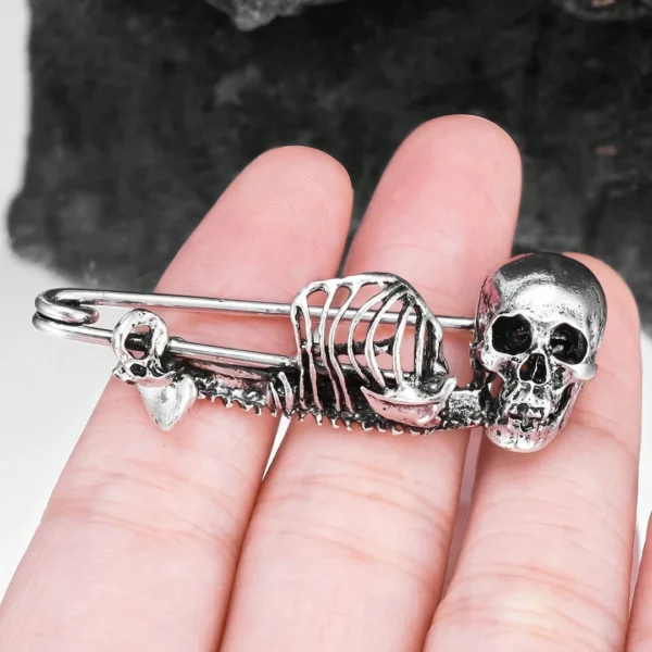 Épingle à Nourrice Tête de Mort Accessoire Coiffure Épingle à Nourrice Tête de Mort Accessoire Coiffure.