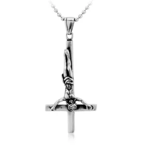 Pendentif Croix Inversée avec Saint Pierre en Acier Inoxydable.