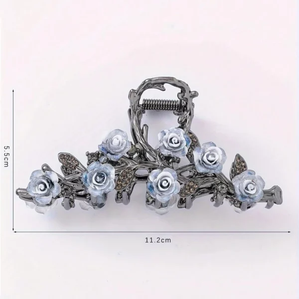 Pince à Cheveux Fleurs de Camélia Bleutées en Acier Inoxydable (dimensions) Pince à Cheveux Fleurs de Camélia Bleutées en Acier Inoxydable (dimensions).