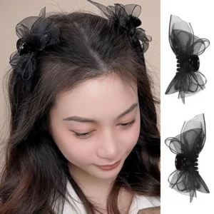 Pinces Crabe ornées de Nœuds Papillon en Organza Noir.