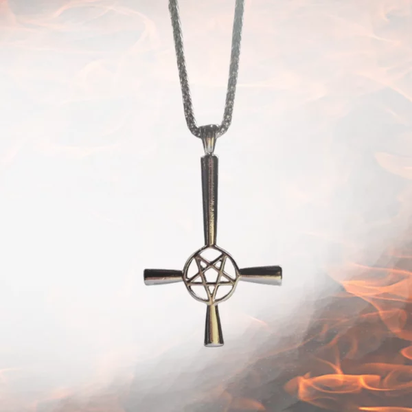 Collier Pendentif Gothique Croix Inversée & Pentacle.