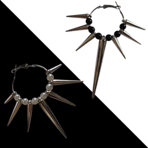 Créoles Cloutées à Perles Noires ou Blanches Style Punk.
