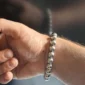 Bracelet Homme Tête de Mort en Acier 316L à Perles Métalliques Lourdes