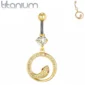 Piercing Nombril Serpent Doré en Cercle et Zircons Rouges.